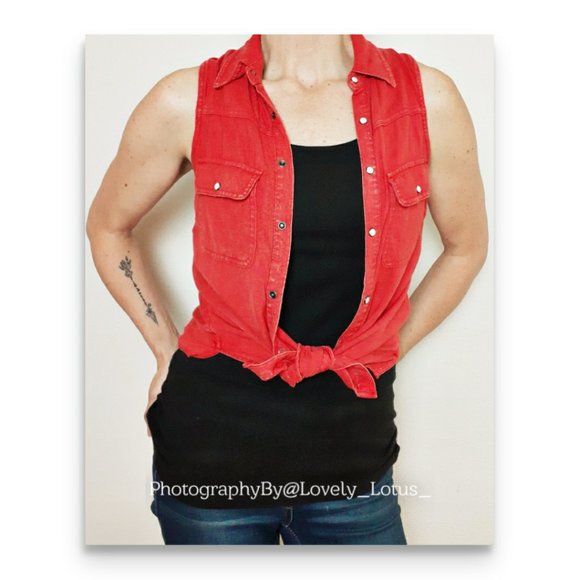 Maurices Sleeveless Shirt Rustic Red Sleeveless Button Up Soft Rayon Blouse Top - Picture 12 of 13